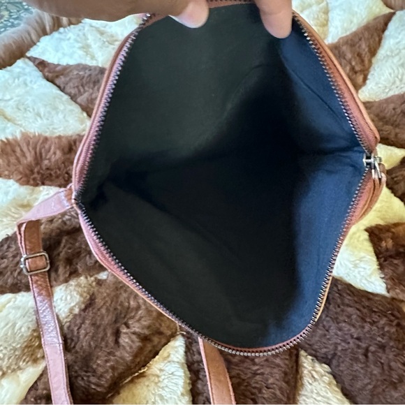 Sticks and Stones Crossbody Bag - Picture 4 of 5